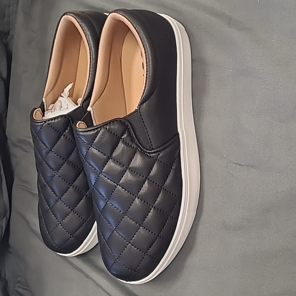 STQ Quilted Loafers for Women Memory Foam Slip On Sneakers, Black, Size 11 - Picture 4 of 8